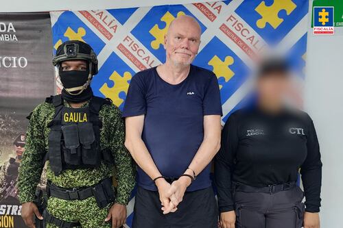 Por falsidade em documento, um cidadão italiano que havia reivindicado a herança de Berlusconi foi preso na Colômbia