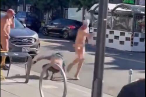 Vídeo: Turista brasileiro atacado com maçarico é salvo por dupla de nudistas nos EUA