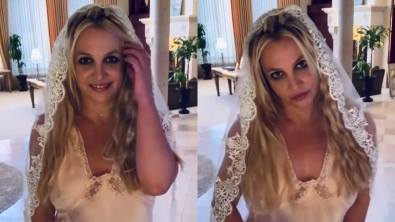 Britney Spears con el vestido de novia que usó para casarse con ella misma
