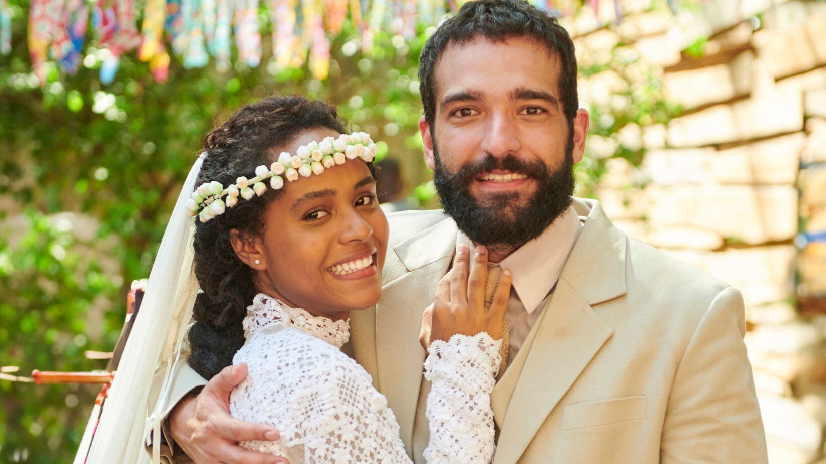 Maria Santa e José Inocêncio prontos para casar no remake da novela Renascer