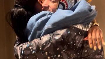 Ex-BBBs Tina e MC Guimê postam reencontro e são criticados na web