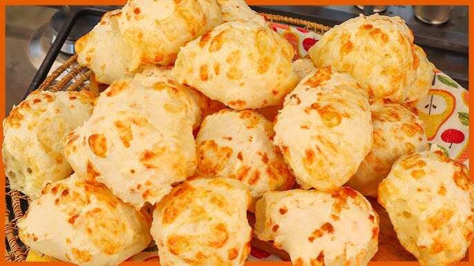 pão de queijo de padaria