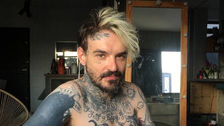 Ele cometeu suicídio, segundo a polícia