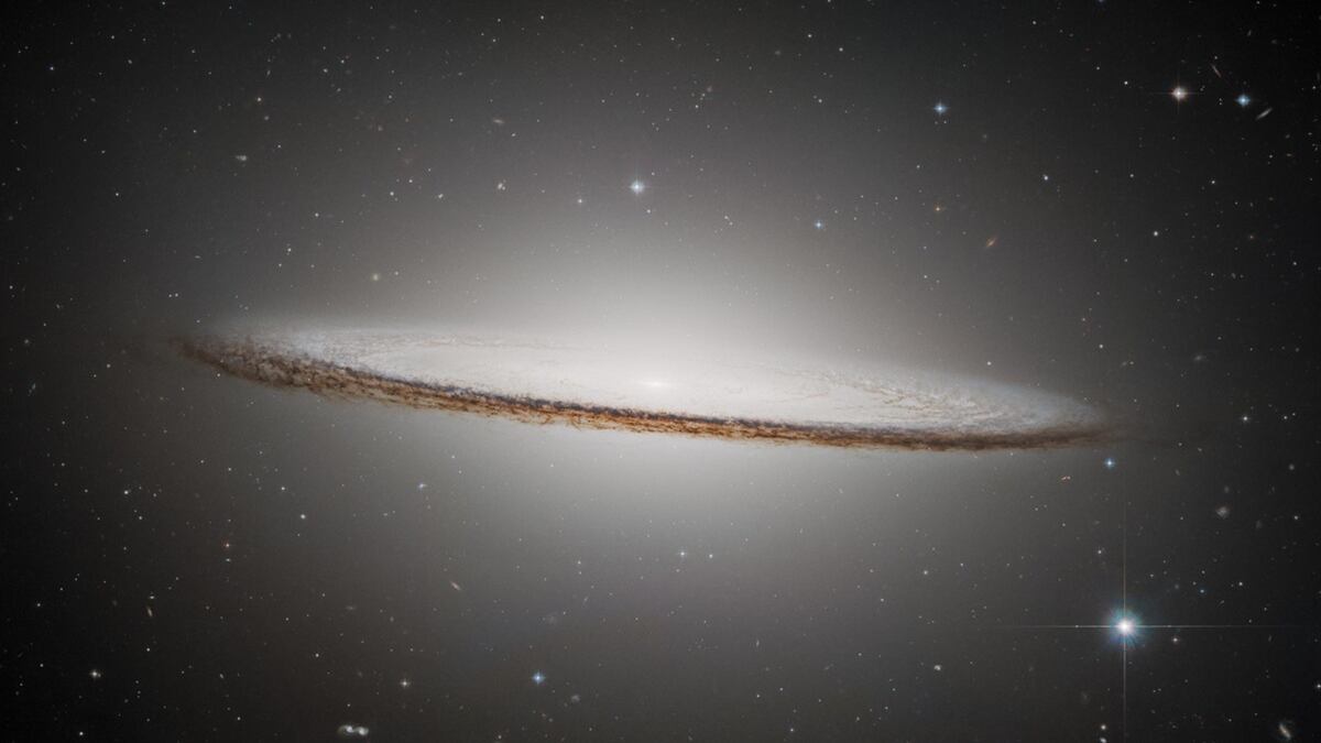 Galaxia del Sombrero - Telescopio Espacial Hubble ESA