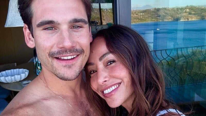 Sabrina Sato e Nicolas Prattes estão a espera do seu primeiro filho