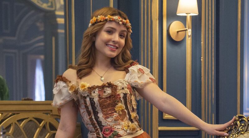 Além da Ilusão - Isadora (Larissa Manoela)