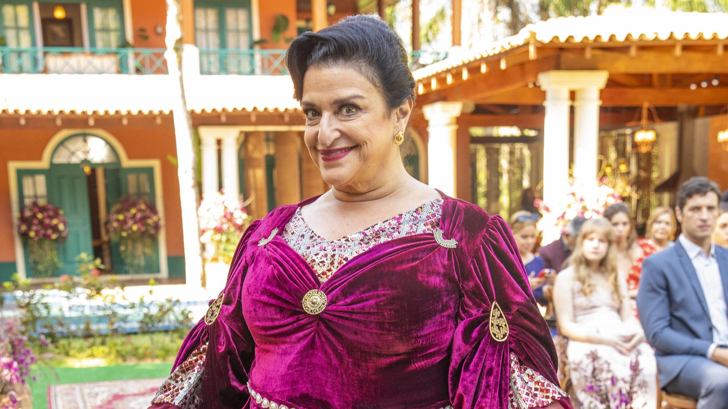 Grace Gianoukas acerta participação na continuação da novela Êta Mundo Bom!, de Walcyr Carrasco