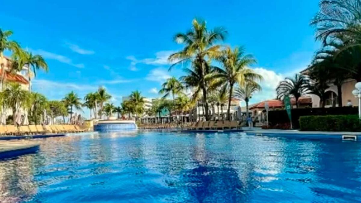 Piscina em resort de Campinas