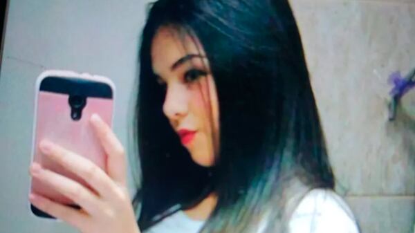 Débora Almeida Monteiro, de 22 anos