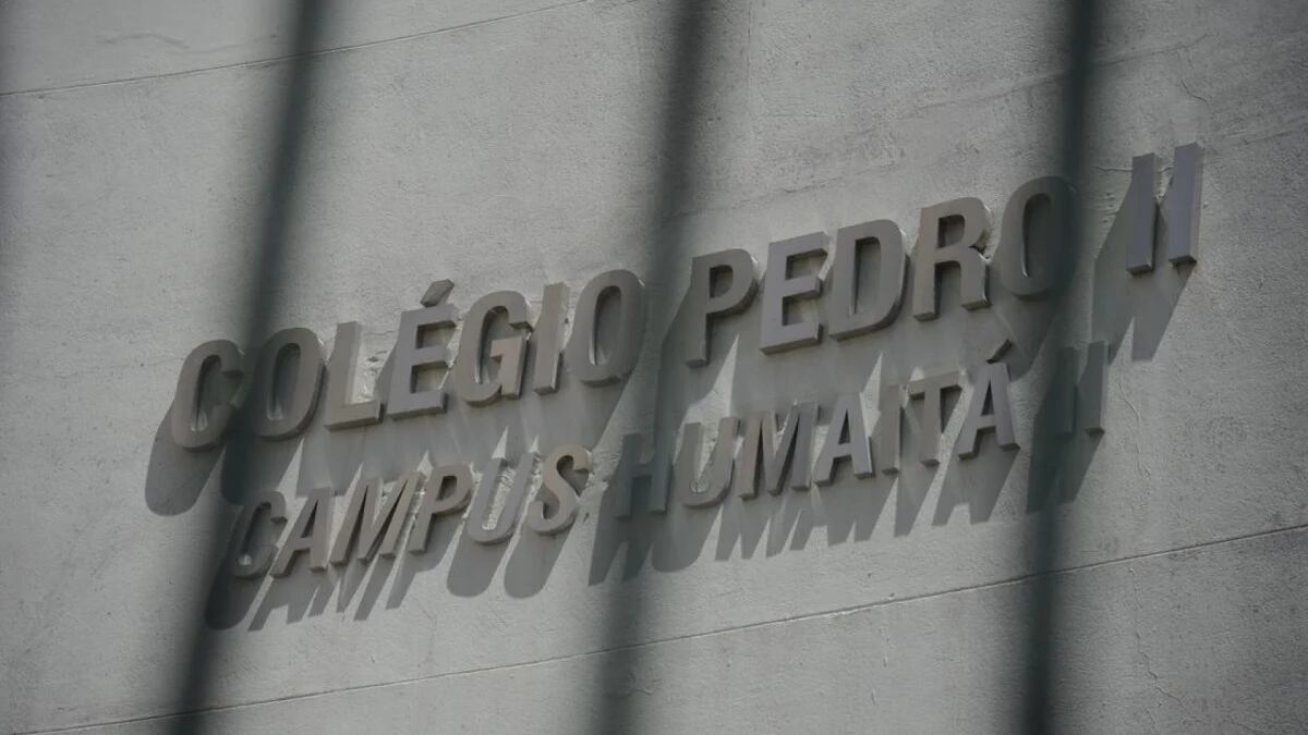 Demais docentes da instituição cobram punição