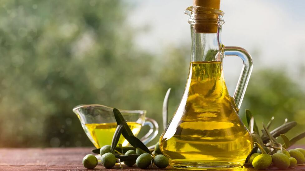 Azeite para cabelos grisalhos/ Getty Images