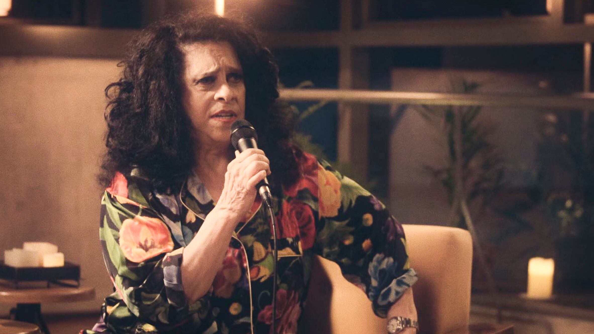 Gal Costa participa do "Conversa com Bial"