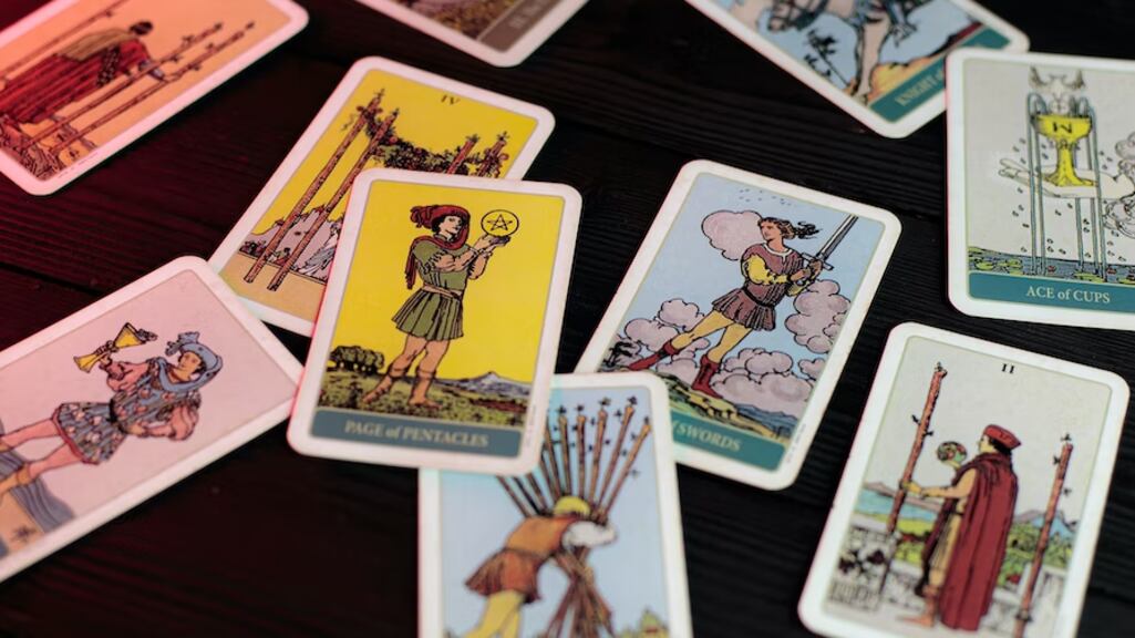 As cartas do tarot e mensagens para Sagitário, Capricórnio, Aquário e Peixes em dezembro de 2022