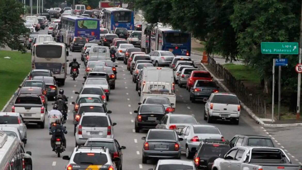 A norma não incide para microônibus, ônibus, reboques e semirreboques