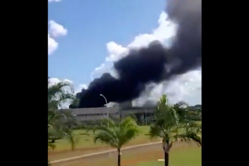 Incêndio atinge garagem do Palácio do Planalto; veja vídeo