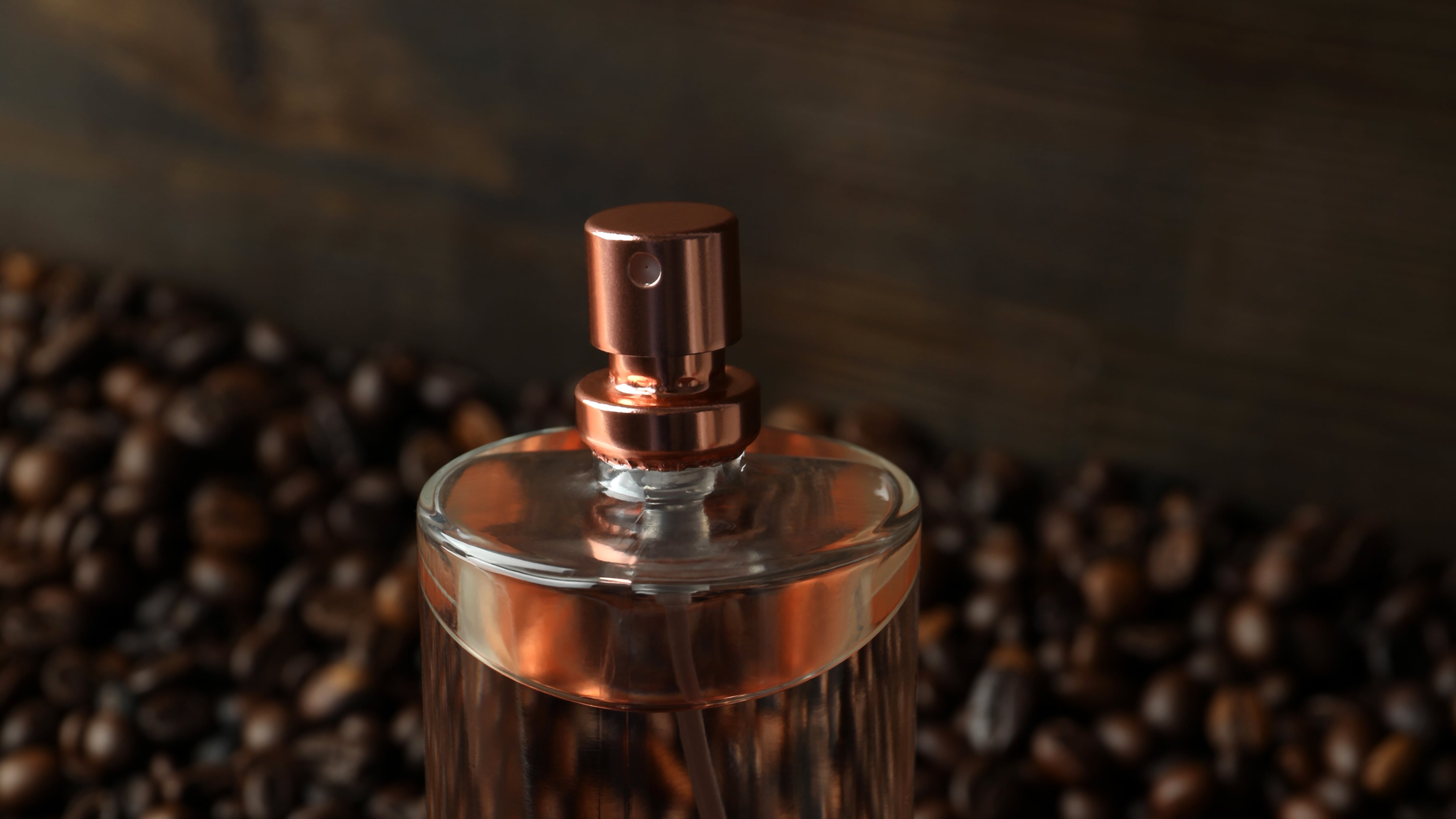 Frasco de perfume com aroma de café