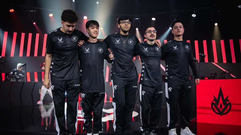 Fluxo segue invicto no CBLOL!