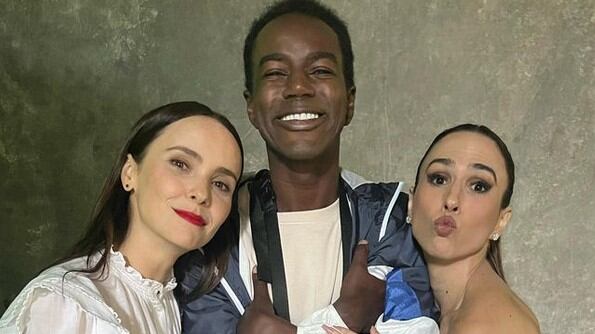 Jonathan Azevedo dá vida à Odilon em Terra e Paixão