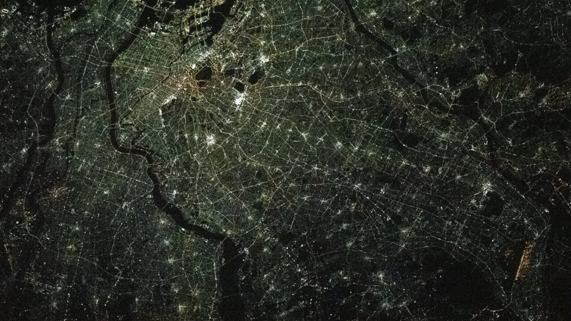 Astronauta da NASA registra impressionante imagem da Terra desde o espaço