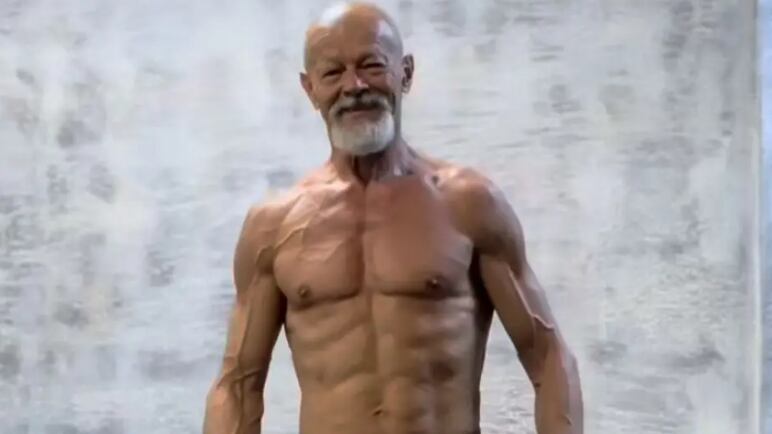 Aos 70 anos, polonês vira sensação nas redes sociais com ‘corpo de jovem’
