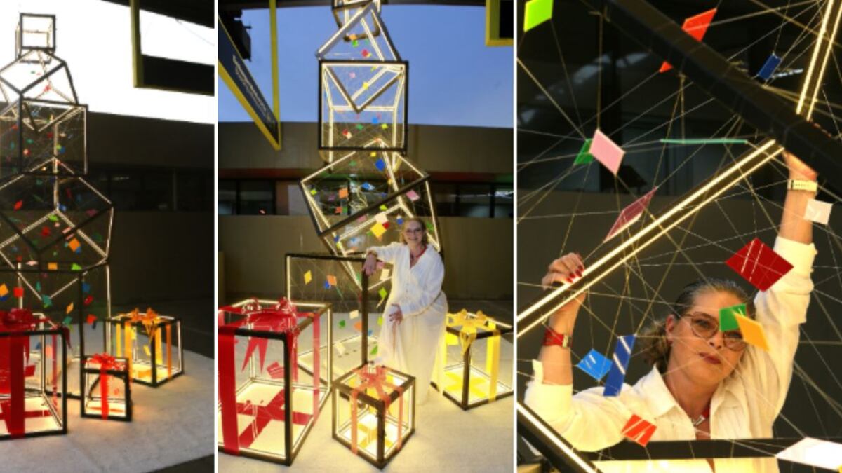 Obra pode ser conferida gratuitamente, até 10 de janeiro