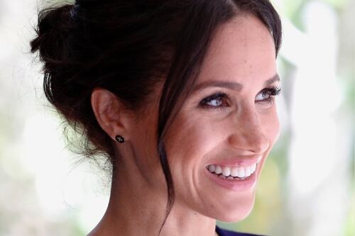 Príncipe Charles tem reunião privada com Harry sobre o podcast de Meghan Markle