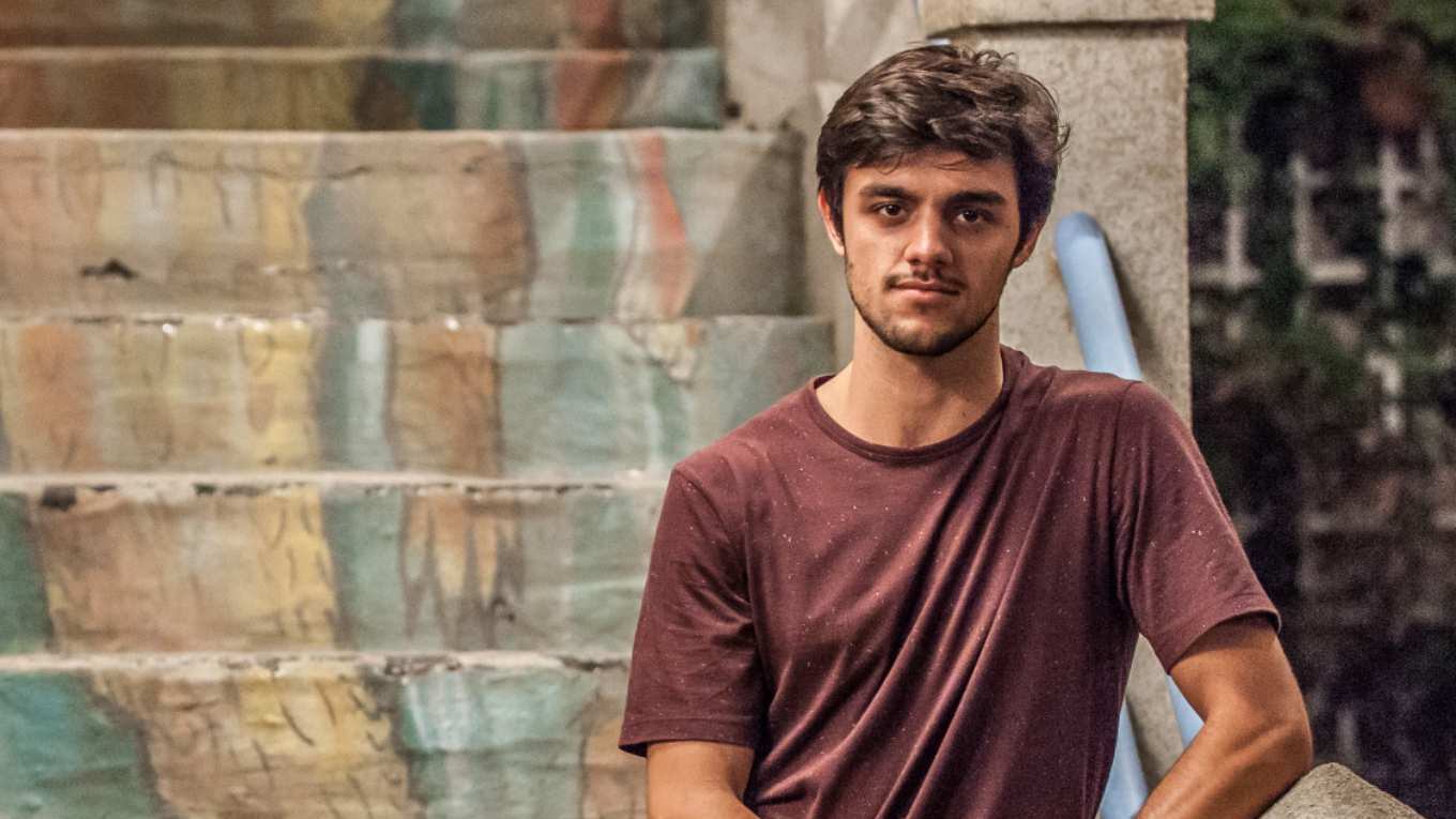 Felipe Simas volta às novelas da Globo em fuzuê, produção que estreia no segundo semestre de 2023
