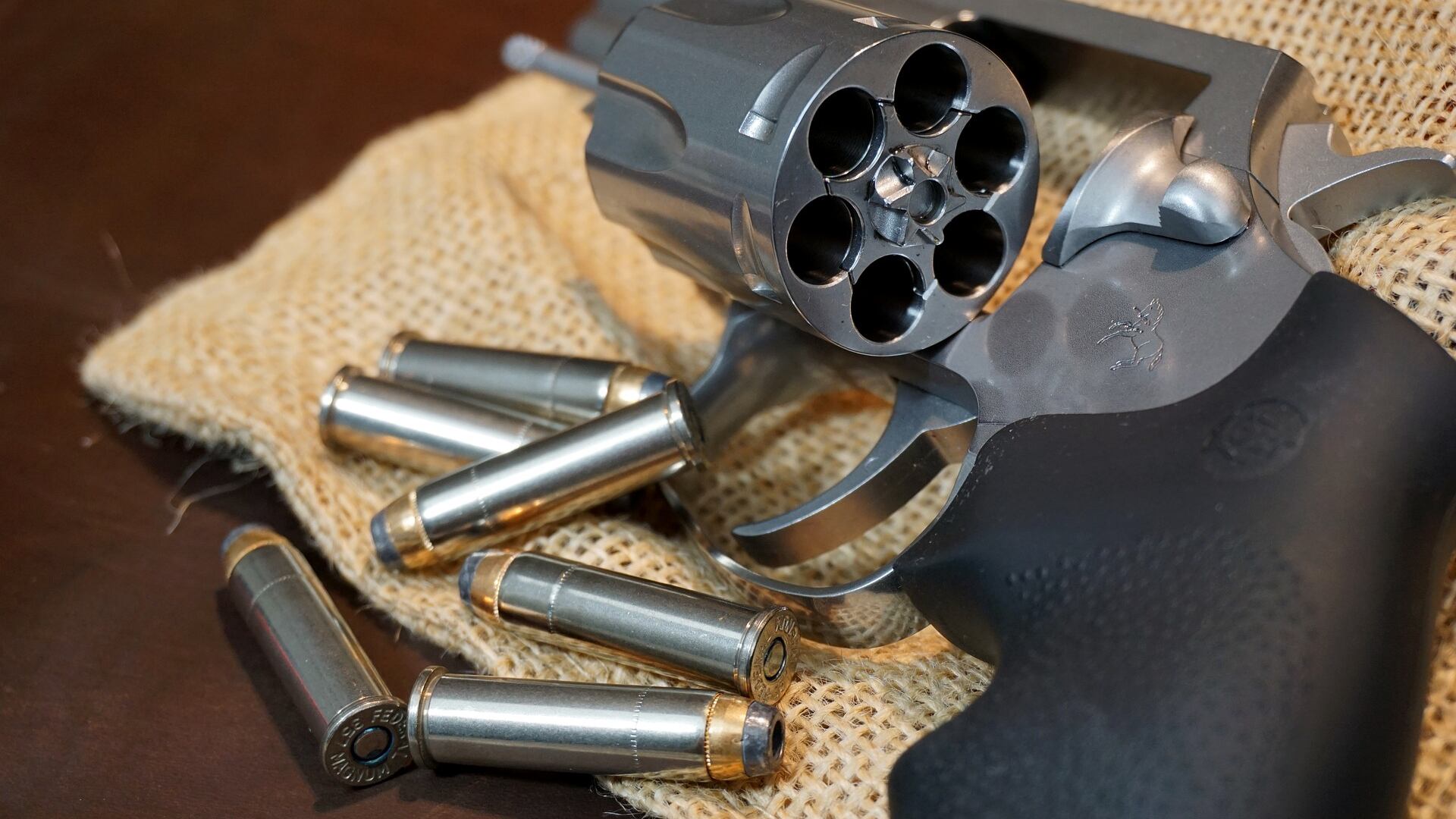 Advogada acabou morta ao tentar pôr fim à briga de casal