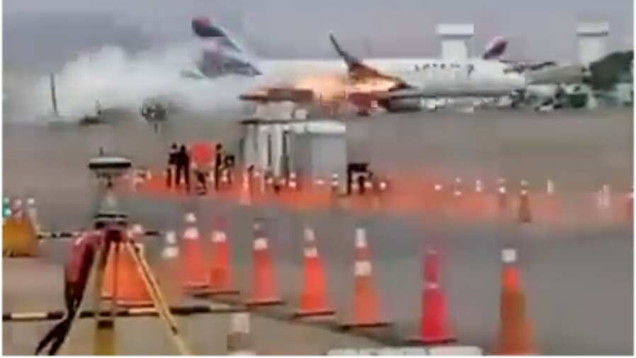 Acidente com avião no aeroporto do Peru