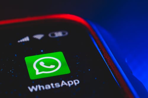 Por que o WhatsApp está removendo o ChatGPT e o Copilot do seu aplicativo?