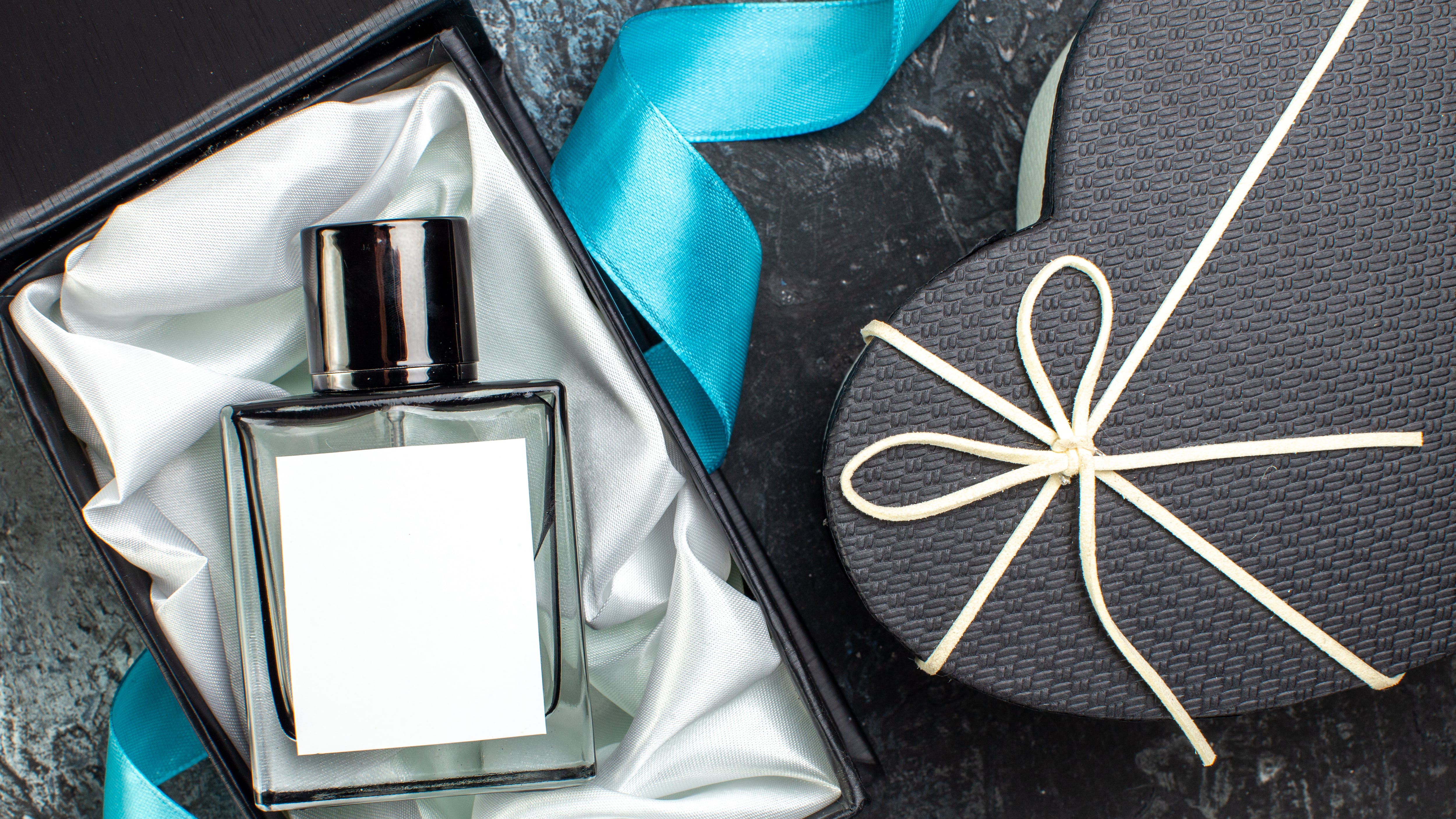 Perfume masculino em embalagem de presente