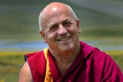 As lições do homem mais feliz do mundo para se livrar do ódio, orgulho e ciúme