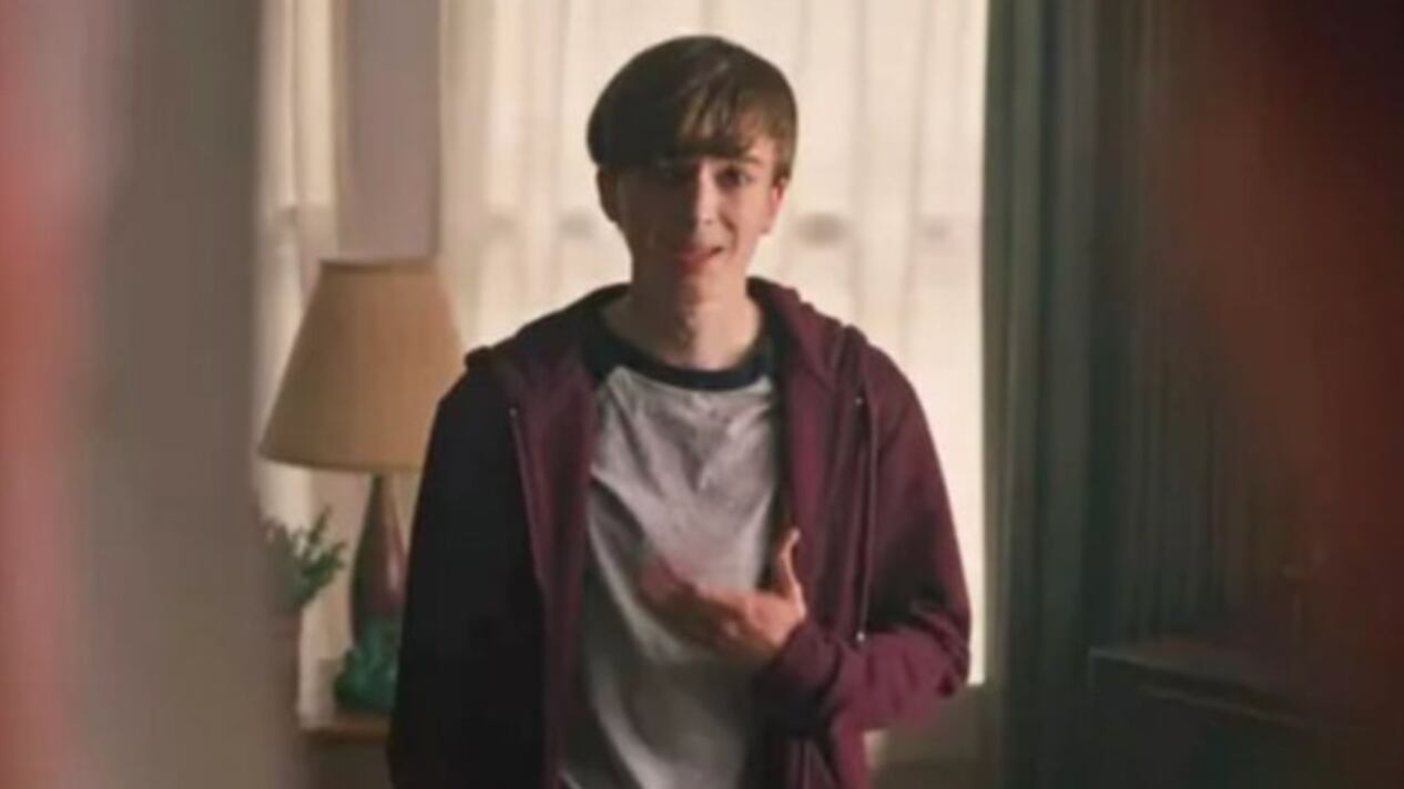 Além da pena de prisão perpétua, o ex-ator terá inelegibilidade de liberdade condicional de 14 anos pelo assassinato em segundo grau de sua mãe.