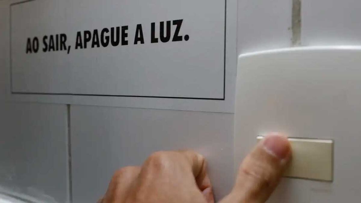 Energia elétrica foi o item que mais contribuiu para a queda da inflação