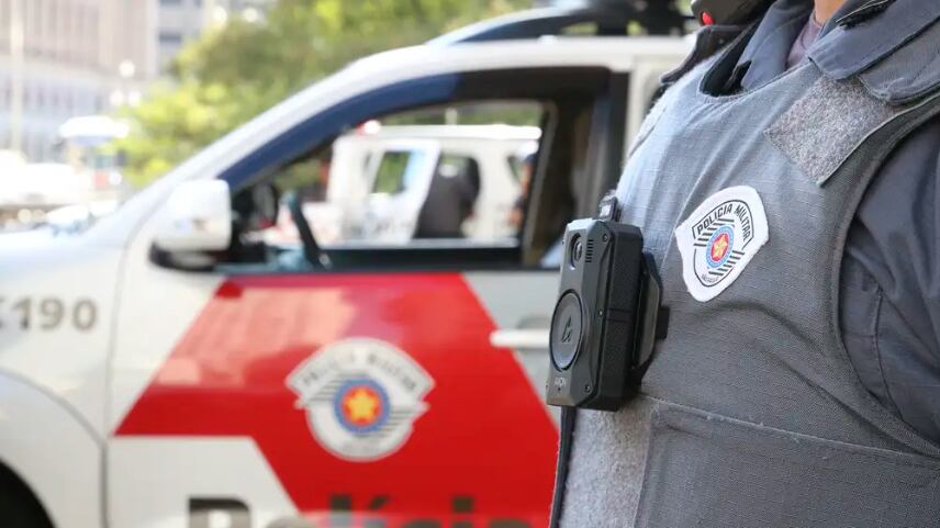 Mulher sobrevive a disparo de traficante após cobrança de dívida