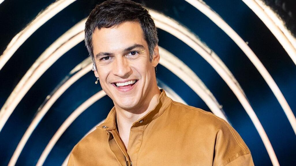 Mateus Solano está no elenco da primeira série adulta de Thalita Rebouças