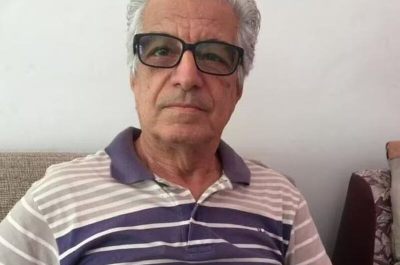 Idoso morre após levar uma voadora na frente do neto.