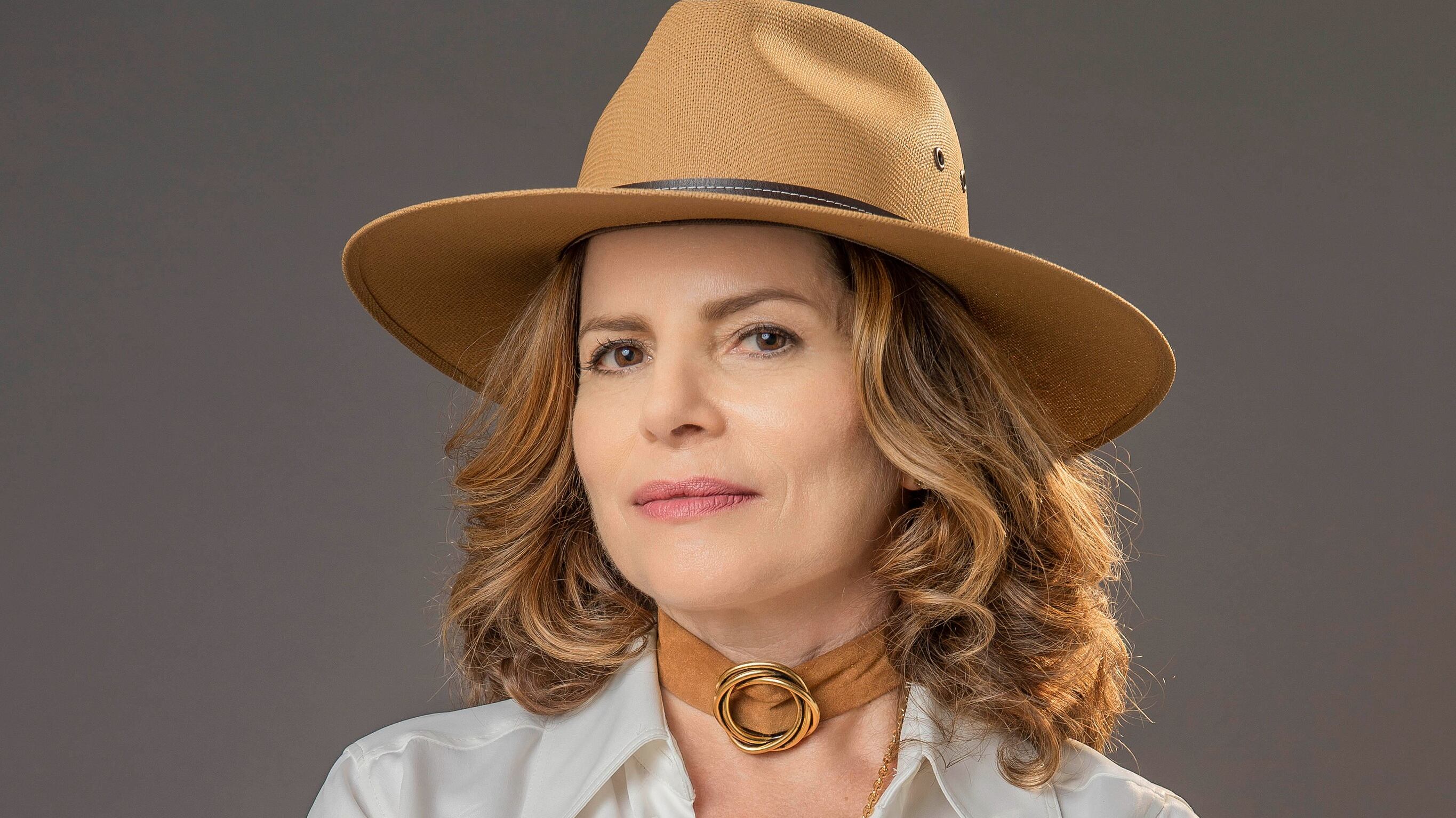 Em Mar do Sertão, Deborah Bloch interpreta Deodora