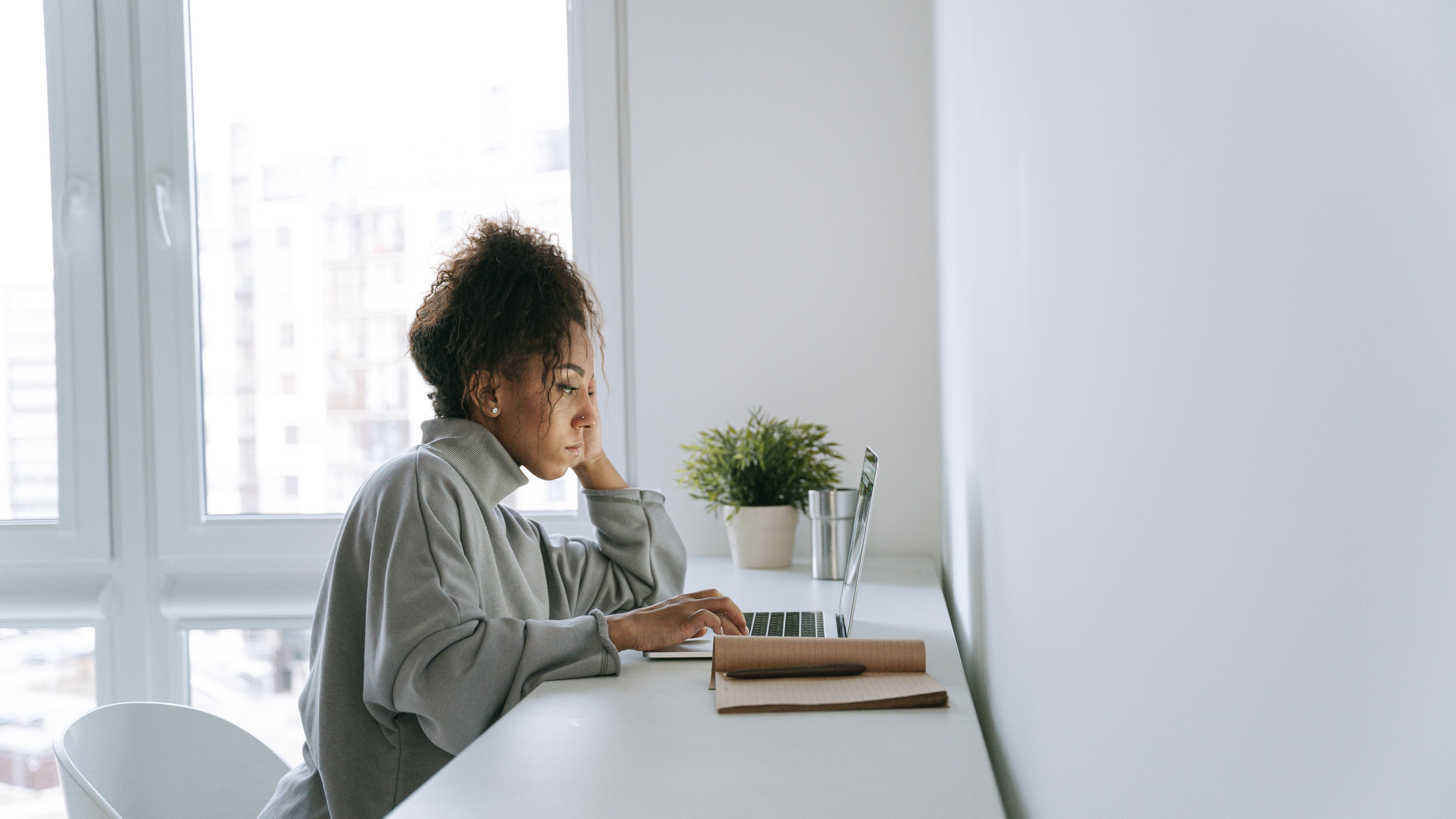 Arrase com essas dicas de looks elegantes e sofisticados para ir ao escritório