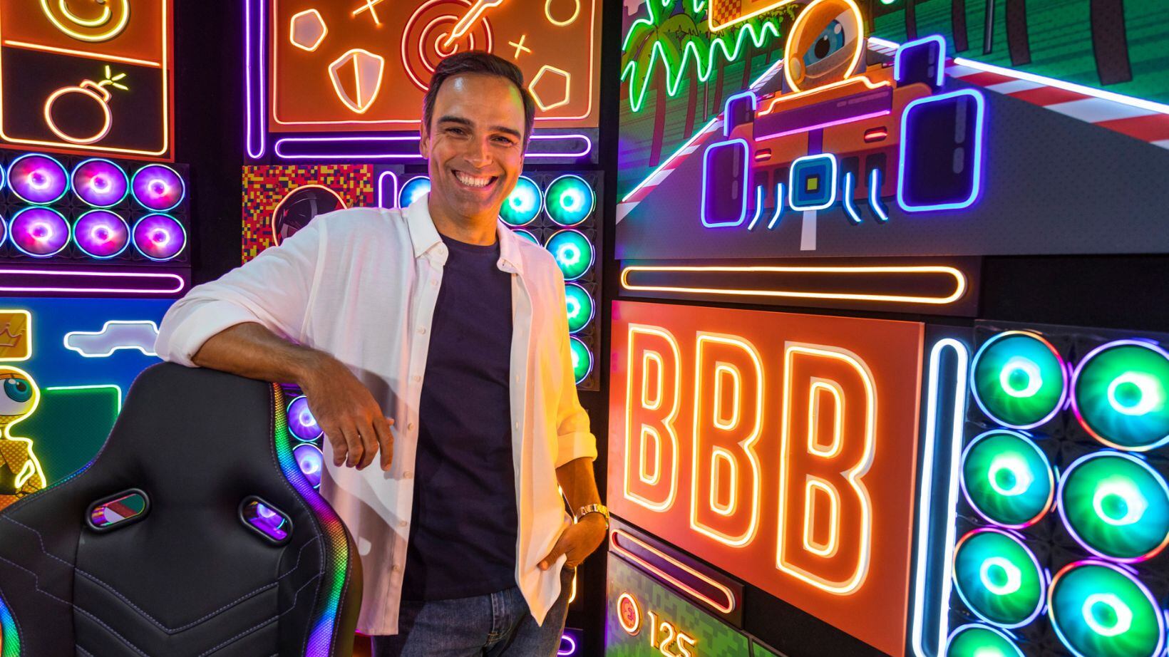 BBB: Tadeu Schimidt na casa BBB 22