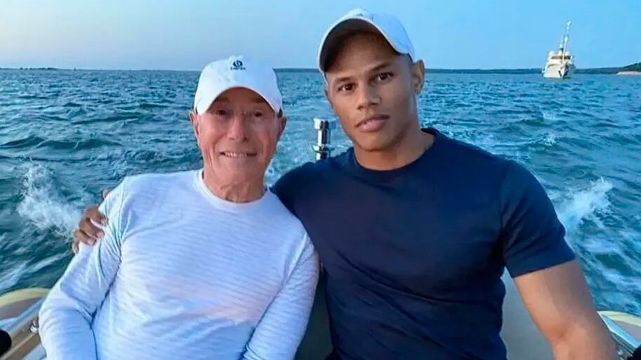 Foto postada por Geffen em suas redes em 2021