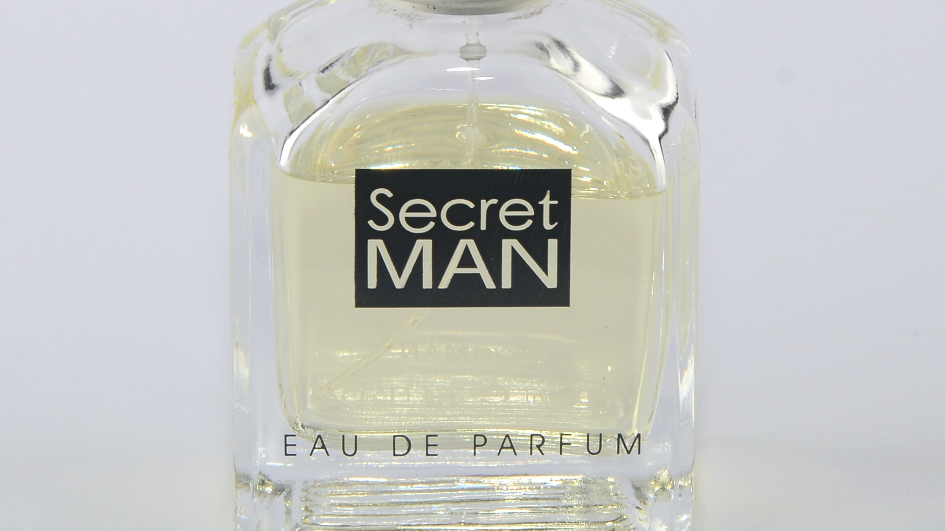 5 perfumes masculinos baratos e MUITO ELOGIADOS; qual você escolhe?