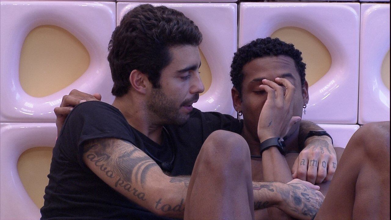 Scooby e PA se reconciliam no 'BBB 22'