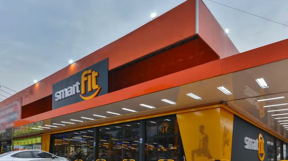 Homem de 46 anos morre após sofrer parada cardíaca e bater a cabeça em academia no DF