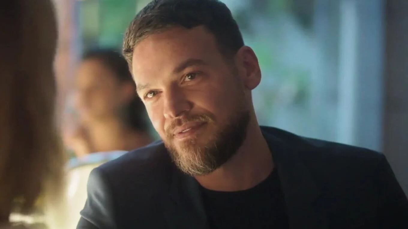 Abandonado por Lumiar, Theo encontra uma nova paixão em Vai na Fé