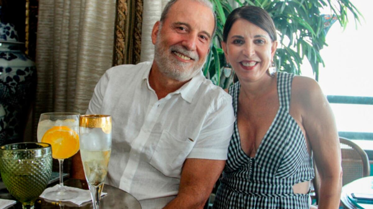 Banqueiro José Bezerra de Menezes Neto e sua esposa Luciana