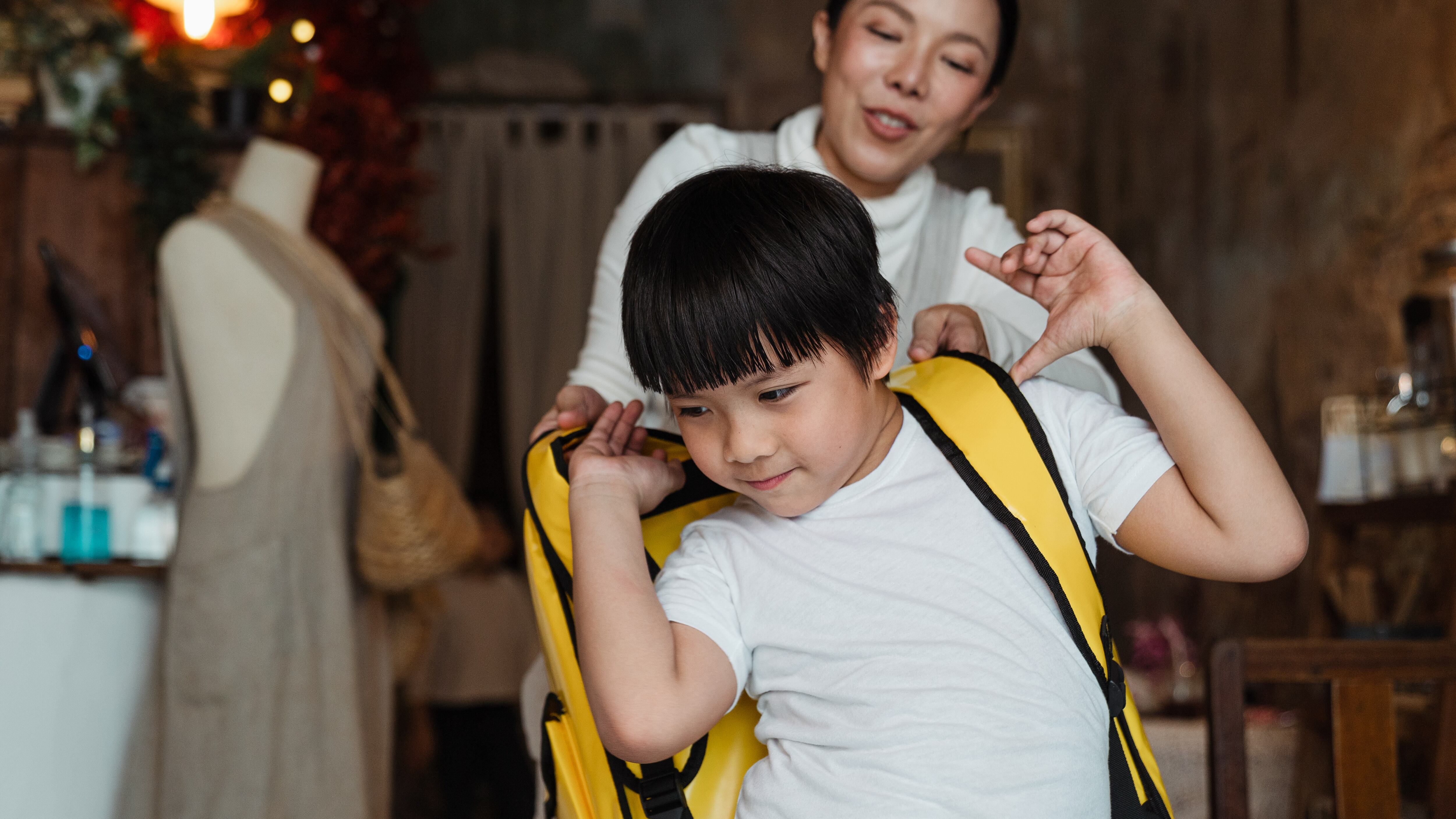 Os perigos das mochilas pesadas