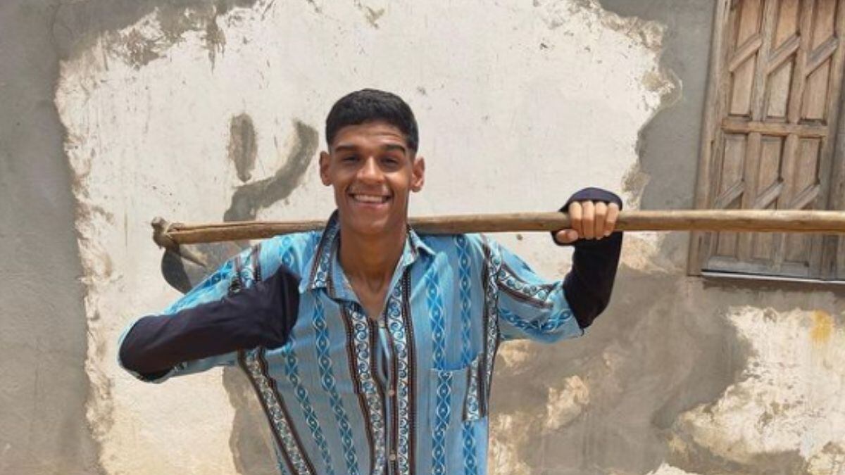 Iran Ferreira, o 'Luva de Pedreiro'