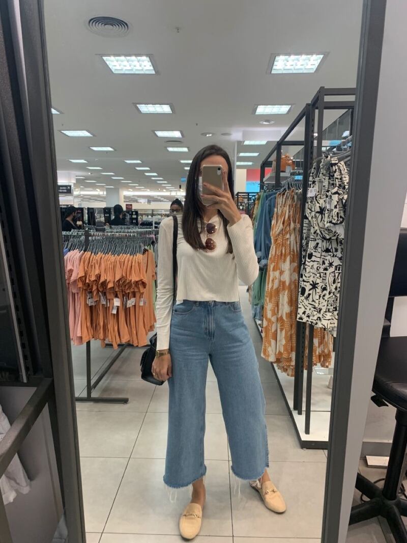 Jeans culotte y mocasines