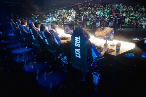 LTA Sul: Leviatán e Vivo Keyd Stars fazem o primeiro confronto entre equipes brasileiras e latam